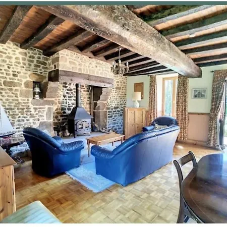 Peaceful Detached Stone * Lesbois