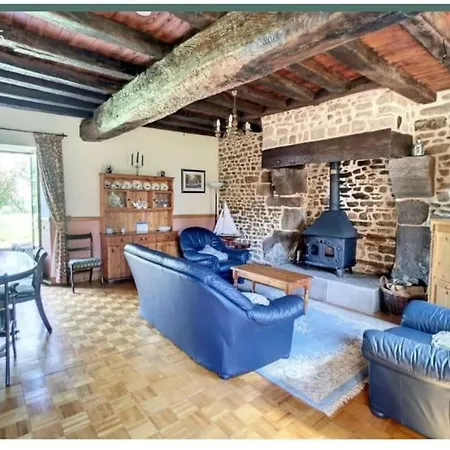 Peaceful Detached Stone Lesbois